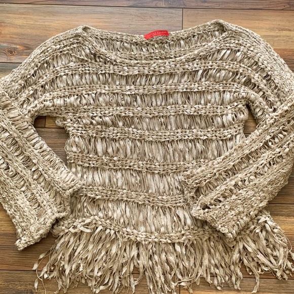 Tiziano Zorzan Sweaters - Tiziano Zorzan Frayed Bottom Woven Crocheted Size Small Sweater